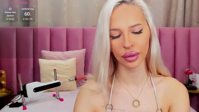 KailaCrystall online show from 13, 11, 2025