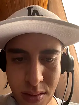 motomotoboy online show from 21, 10, 2025