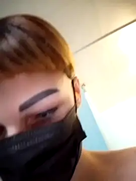 Snapshot of Loveyoudearxq chatting on 23, 10, 2025 Loveyoudearxq online show from 23, 10, 2025