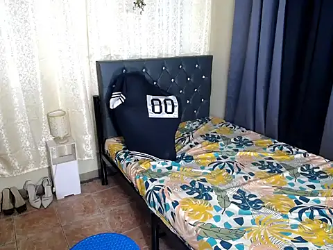 Snapshot of SeductiveAki69xxx chatting on 26, 11, 2025 SeductiveAki69xxx online show from 26, 11, 2025