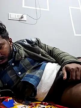 Snapshot of rahulsexyb chatting on 18, 11, 2025 rahulsexyb online show from 18, 11, 2025