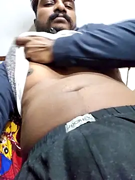 Snapshot of rahulsexyb chatting on 2, 12, 2025 rahulsexyb online show from 2, 12, 2025