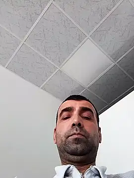Snapshot of Bugattiveyron1 chatting on 20, 10, 2025 Bugattiveyron1 online show from 20, 10, 2025