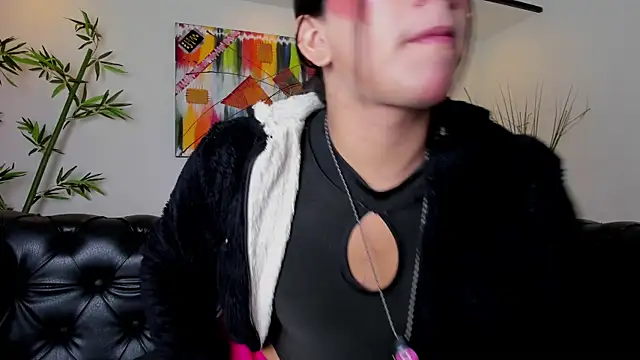 stefy bratz online show from 25, 4, 2026