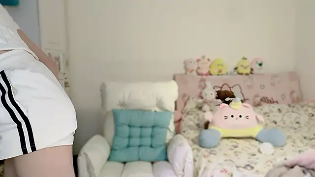 Onecutelittle online show from 3, 12, 2025