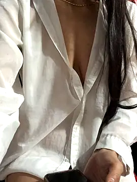 Kylie beem online show from 2, 11, 2025