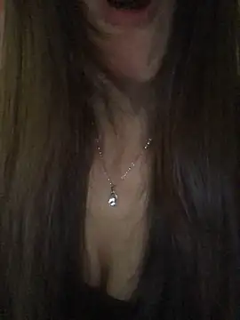 Snapshot of Kylie_beem chatting on 3, 6, 2026 Kylie beem online show from 3, 6, 2026