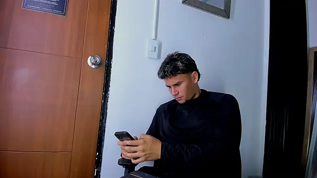 Alan-Smith1 online show from 5, 12, 2025