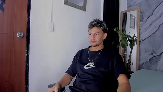 Alan-Smith1 online show from 15, 11, 2025