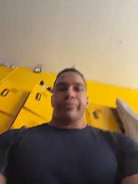 FreszX online show from 1, 2, 2026