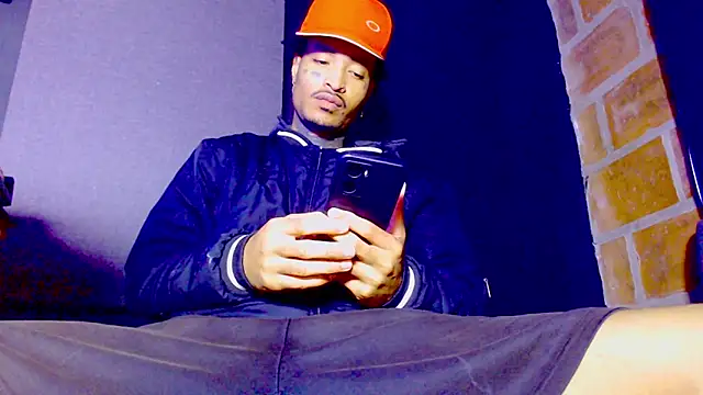 Anaconda larga online show from 15, 2, 2026