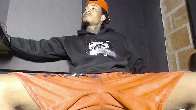 Anaconda larga online show from 9, 3, 2026