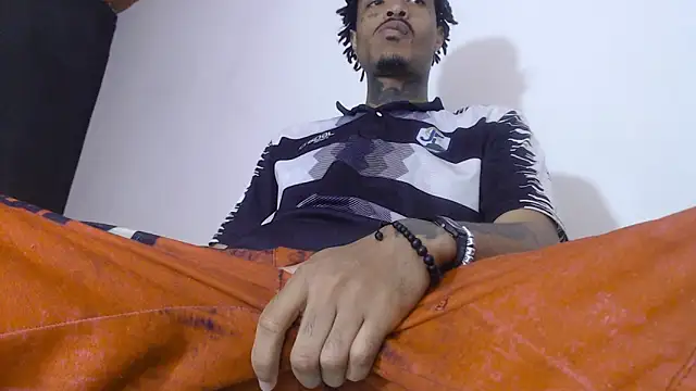 Anaconda larga online show from 2, 4, 2026