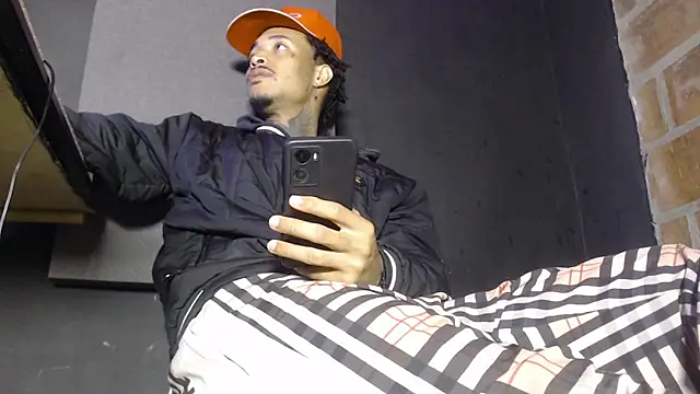 Anaconda larga online show from 25, 2, 2026