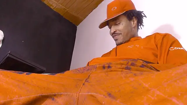 Anaconda larga online show from 11, 4, 2026