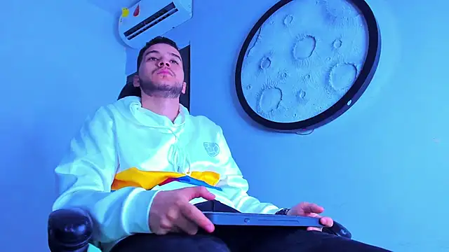 mike 257 online show from 24, 2, 2026