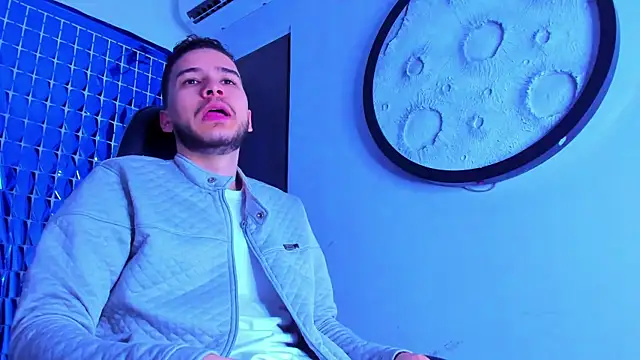 mike 257 online show from 4, 3, 2026