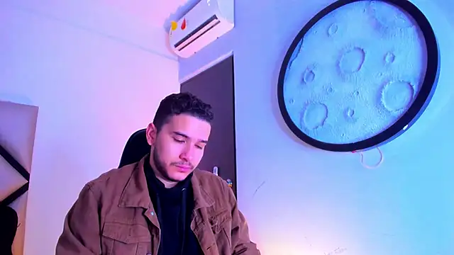 mike 257 online show from 12, 2, 2026