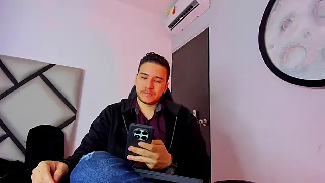 mike 257 online show from 24, 10, 2025