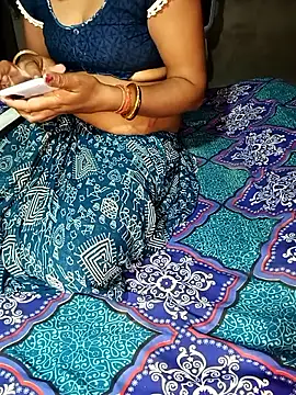 Hot cauple indian online show from 15, 6, 2026