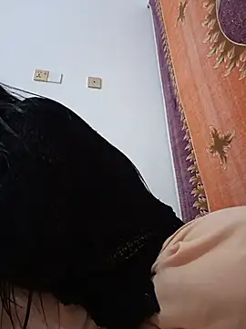 Hot Angle online show from 27, 5, 2026