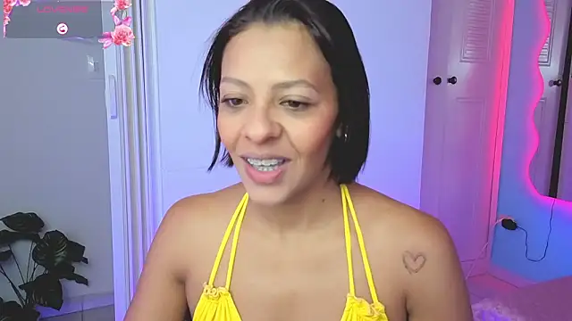 Aria Russo online show from 13, 3, 2026