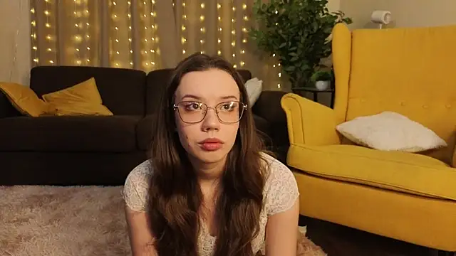 FabiolaCowing online show from 17, 11, 2025