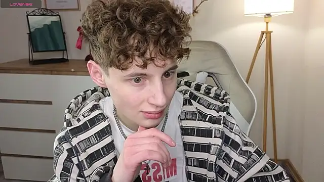 crisp1n online show from 6, 2, 2026