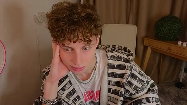 crisp1n online show from 8, 2, 2026