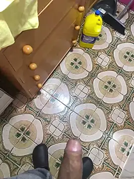 Snapshot of Anaconda_Negra20 chatting on 23, 11, 2025 Anaconda Negra20 online show from 23, 11, 2025