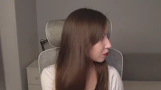 Snapshot of WhyEmmyCry chatting on 12, 7, 2026 WhyEmmyCry online show from 12, 7, 2026