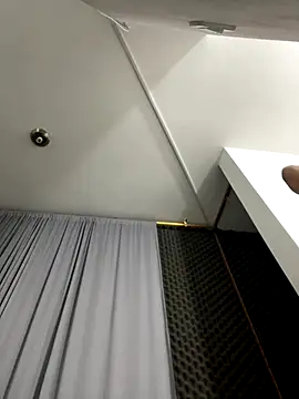 Sammy Sweet01 online show from 5, 1, 2026