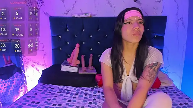 Dakotaa Johnson online show from 24, 11, 2025