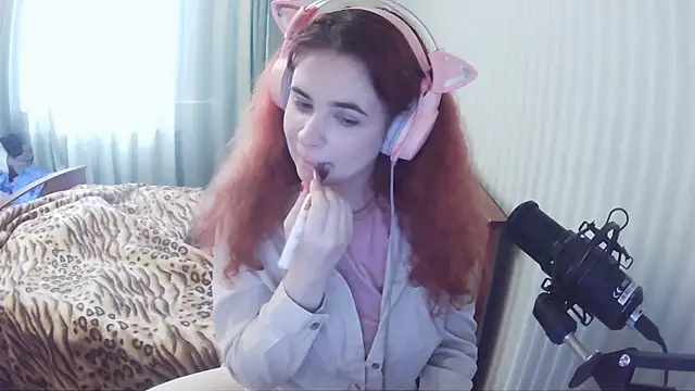 Snapshot of MadamDestiny chatting on 20, 10, 2025 MadamDestiny online show from 20, 10, 2025