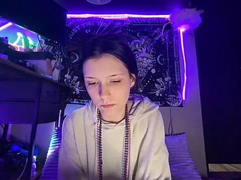 Thedeepwebcutie online show from 5, 7, 2026