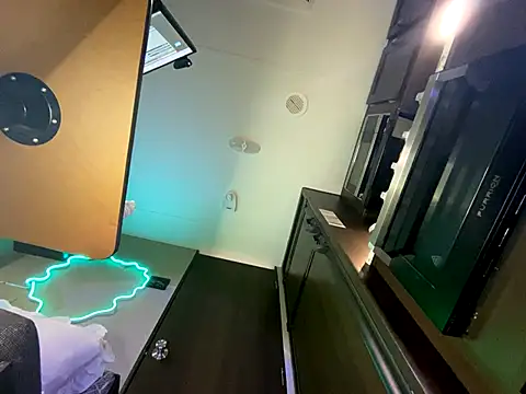 Thedeepwebcutie online show from 20, 12, 2025