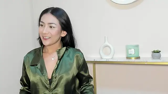 elissaWhite online show from 17, 3, 2026