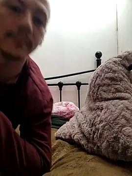 bbyxklaus online show from 8, 11, 2025