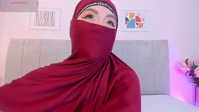 fatiima  online show from 10, 4, 2026