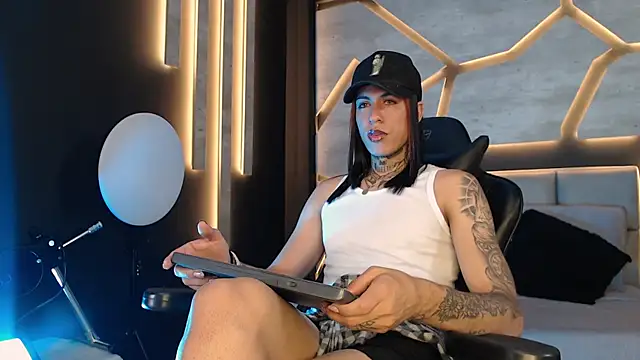 ArohomLester online show from 14, 12, 2025