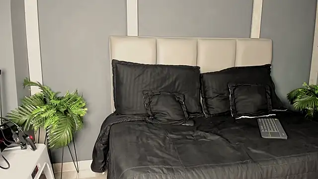 ArohomLester online show from 6, 2, 2026