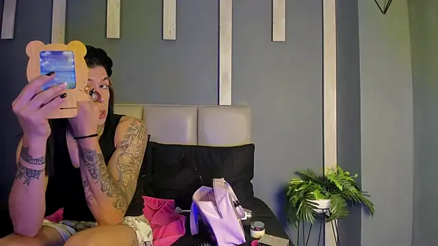 ArohomLester online show from 20, 2, 2026