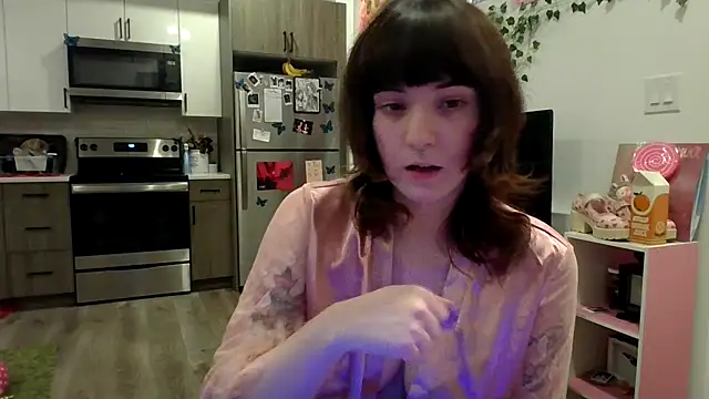 Snapshot of Trickylucy555 chatting on 5, 11, 2025 Trickylucy555 online show from 5, 11, 2025