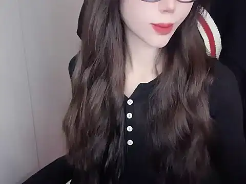 Snapshot of -Alicee- chatting on 14, 11, 2025 -Alicee- online show from 14, 11, 2025