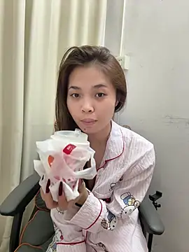 aaaaawhate online show from 25, 2, 2026