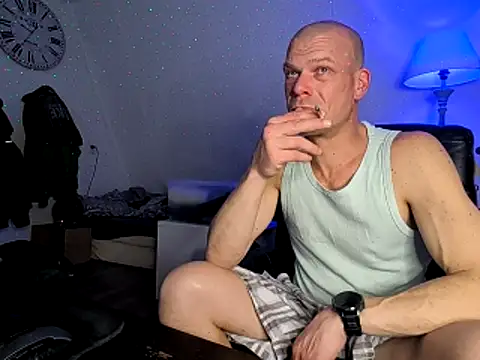 Kinky Play1 online show from 26, 2, 2026