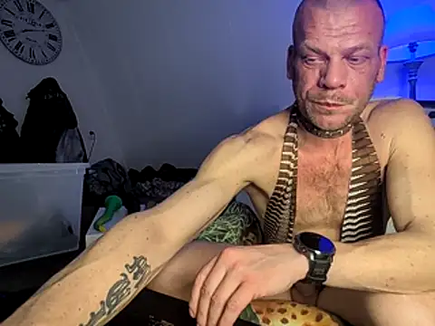 Kinky Play1 online show from 6, 3, 2026