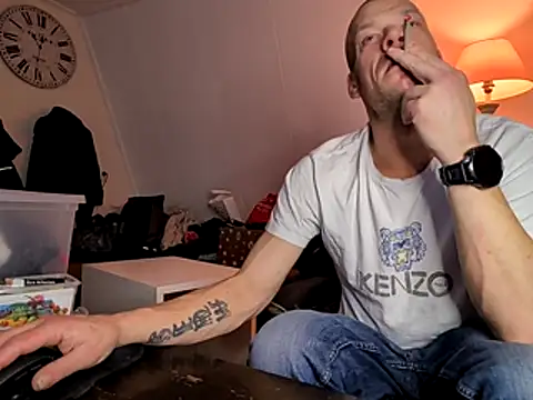 Kinky Play1 online show from 17, 1, 2026