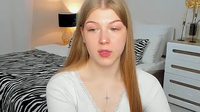 Snapshot of Stella_Light chatting on 20, 5, 2026 Stella Light online show from 20, 5, 2026