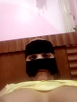 SandyAmr online show from 22, 4, 2026